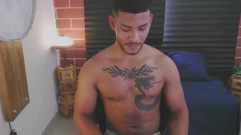 instagram damiannreed. online show from 17, 2, 2025