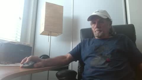 Snapshot of damn_yankee_ca chatting on 26, 4, 2026 damn_yankee_ca online show from 26, 4, 2026