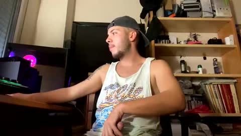 Snapshot of damncore chatting on 9, 10, 2025 damncore online show from 9, 10, 2025