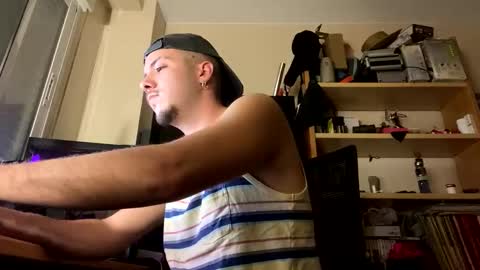 Snapshot of damncore chatting on 27, 10, 2025 damncore online show from 27, 10, 2025