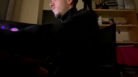 Snapshot of damncore chatting on 14, 1, 2026 damncore online show from 14, 1, 2026