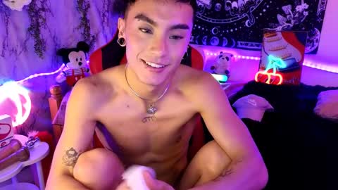 damon_clark_ online show from 5, 3, 2025