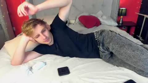 Snapshot of damonlux chatting on 22, 6, 2026 Damon online show from 22, 6, 2026