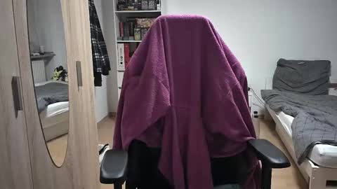 King Dan online show from 23, 11, 2025