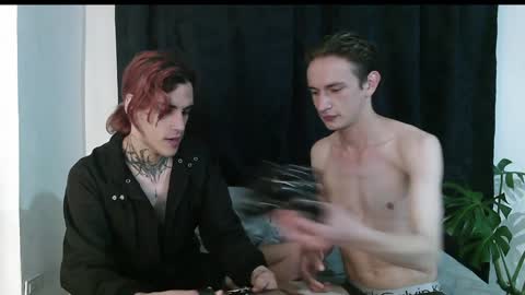 Dan and Noah online show from 25, 12, 2024