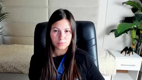 Dana Dom online show from 27, 10, 2025