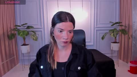 Danaa Rey online show from 9, 1, 2026