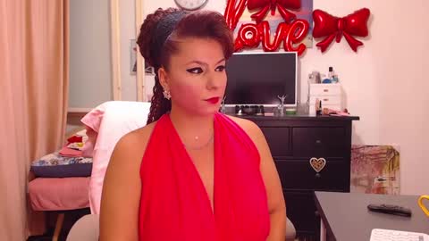 Snapshot of danahot4u chatting on 7, 12, 2024 dana online show from 7, 12, 2024