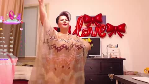 Snapshot of danahot4u chatting on 11, 3, 2025 dana online show from 11, 3, 2025