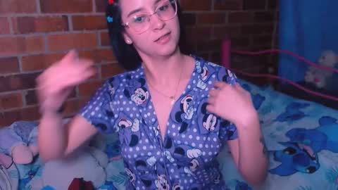 Snapshot of danaiisabella chatting on 31, 10, 2025 dana online show from 31, 10, 2025