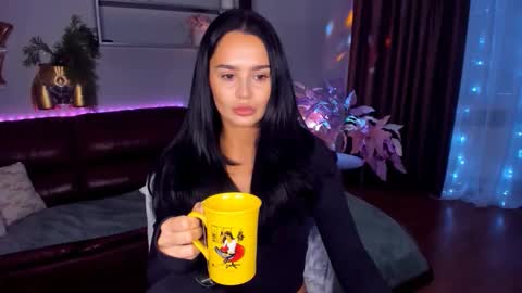 DanaMiers online show from 2, 4, 2026