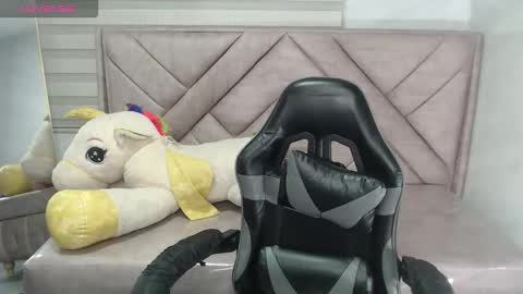 Snapshot of danatella_a chatting on 21, 9, 2025 Danatella online show from 21, 9, 2025