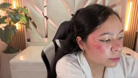 Dana online show from 8, 4, 2026