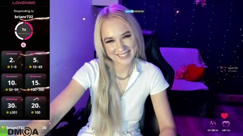 dances_queen online show from 16, 7, 2026