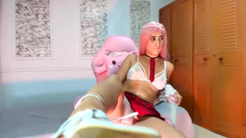 Snapshot of danellahouston chatting on 28, 10, 2025 Danella Houston online show from 28, 10, 2025