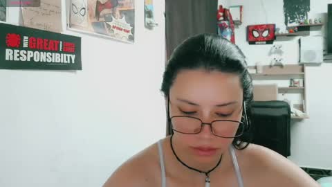 Snapshot of dani_jocelyn chatting on 26, 5, 2026 dani y jocelyn online show from 26, 5, 2026