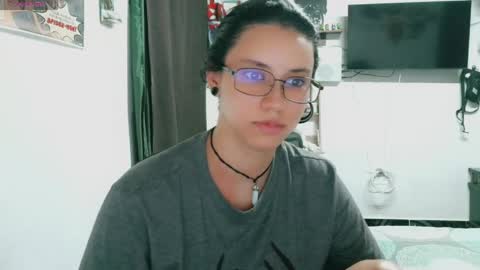 Snapshot of dani_jocelyn chatting on 27, 5, 2026 dani y jocelyn online show from 27, 5, 2026