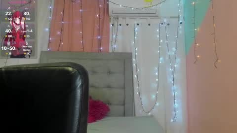 Snapshot of dani_lue chatting on 4, 1, 2025 dani_lue online show from 4, 1, 2025