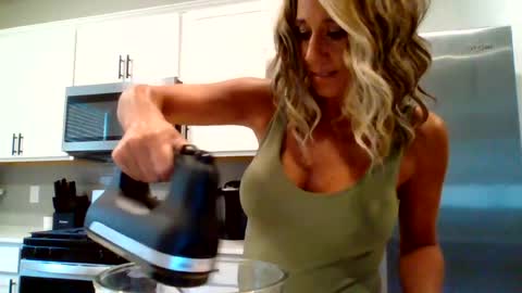 Snapshot of danibrass1 chatting on 19, 6, 2026 DaniBrass1 online show from 19, 6, 2026