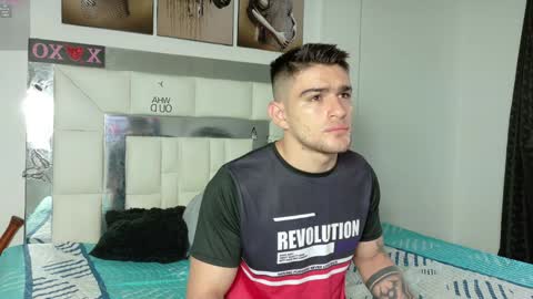 Snapshot of daniel_ova chatting on 23, 1, 2025 Sexy Dani online show from 23, 1, 2025