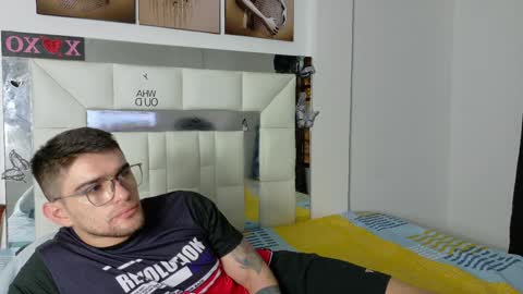 Snapshot of daniel_ova chatting on 29, 1, 2025 Sexy Dani online show from 29, 1, 2025