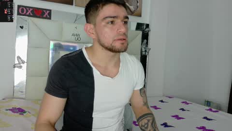 Snapshot of daniel_ova chatting on 24, 2, 2025 Sexy Dani online show from 24, 2, 2025