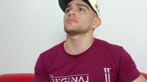 Snapshot of daniel_ova chatting on 1, 10, 2025 Sexy Dani online show from 1, 10, 2025