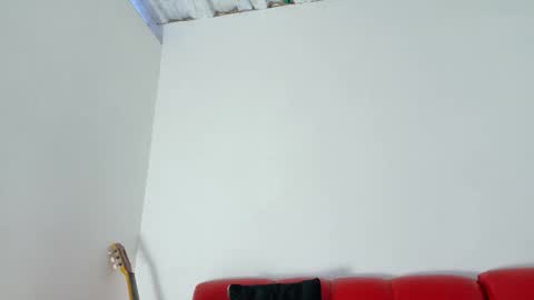 Snapshot of daniel_ova chatting on 26, 11, 2025 Sexy Dani online show from 26, 11, 2025