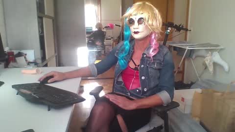 newcumer online show from 11, 12, 2024