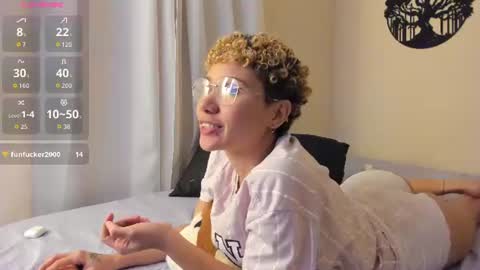 Daniela Brown online show from 22, 7, 2026