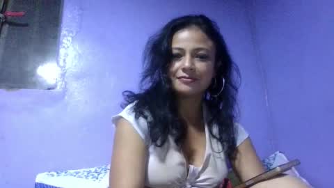 daniela_love1 online show from 14, 1, 2026