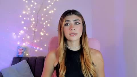 Dani Saenz online show from 17, 4, 2026