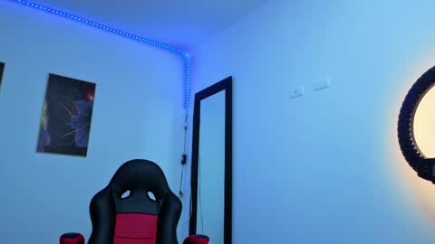 Snapshot of daniela_xue chatting on 6, 5, 2026 lorena online show from 6, 5, 2026