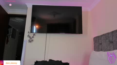 danielasexya online show from 1, 3, 2025