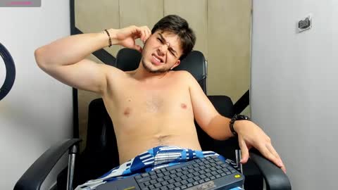 Snapshot of danielclarton chatting on 29, 1, 2025 DANIEL online show from 29, 1, 2025