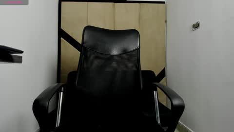 Snapshot of danielclarton chatting on 6, 2, 2025 DANIEL online show from 6, 2, 2025