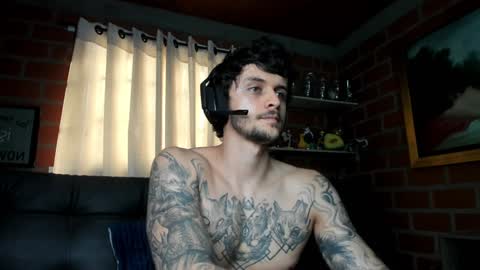 Daniele Bunny online show from 8, 1, 2025