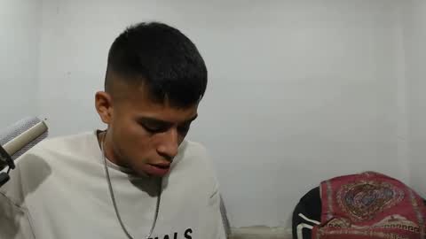 Snapshot of danielitopapii chatting on 1, 2, 2025 danielitopapii online show from 1, 2, 2025