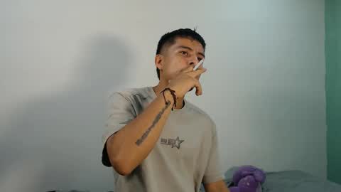 Snapshot of danielitopapii chatting on 20, 11, 2025 danielitopapii online show from 20, 11, 2025