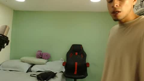 Snapshot of danielitopapii chatting on 14, 1, 2026 danielitopapii online show from 14, 1, 2026