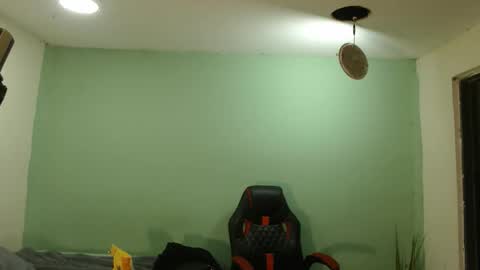 Snapshot of danielitopapii chatting on 17, 2, 2026 danielitopapii online show from 17, 2, 2026