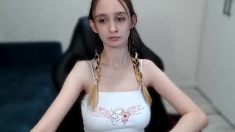 Snapshot of daniella_martin chatting on 27, 12, 2024 Daniella Martin online show from 27, 12, 2024