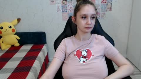 Daniella Martin online show from 5, 4, 2026