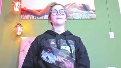 daniella online show from 2, 2, 2025