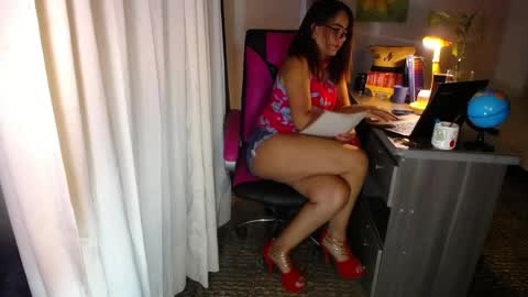 Angie online show from 9, 5, 2026