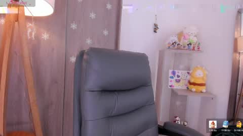 Danielle Rose online show from 12, 5, 2026