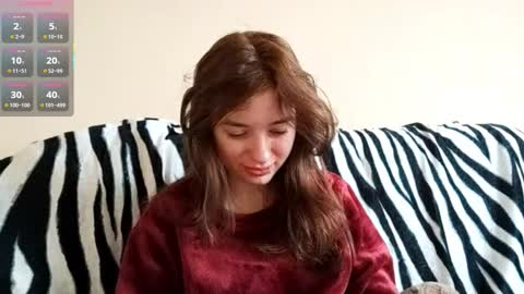 Snapshot of daniellevaulet chatting on 19, 12, 2025 Mia online show from 19, 12, 2025