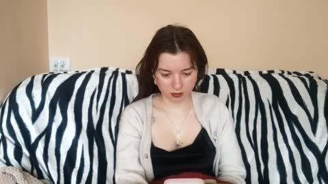 Snapshot of daniellevaulet chatting on 6, 4, 2026 Mia online show from 6, 4, 2026