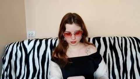 Snapshot of daniellevaulet chatting on 14, 4, 2026 Mia online show from 14, 4, 2026