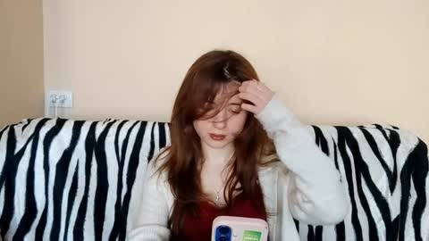 Snapshot of daniellevaulet chatting on 15, 4, 2026 Mia online show from 15, 4, 2026